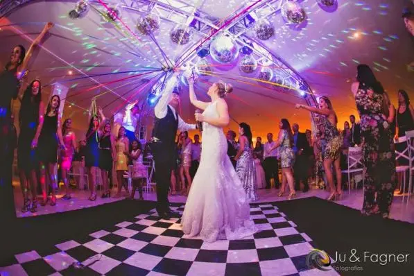 Dança dos Noivos em Casamento no Cerimonial Allegro