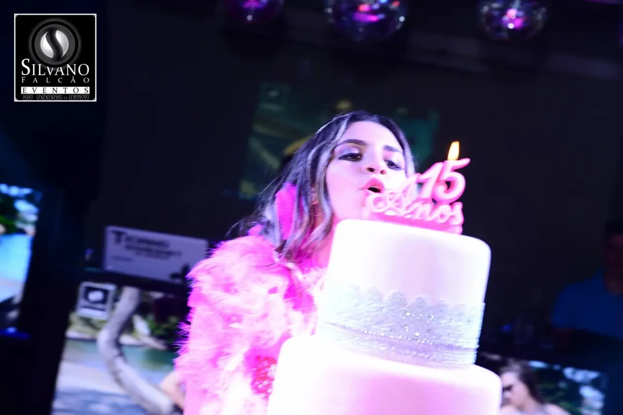 Debutante Parabens no Cerimonial Allegro